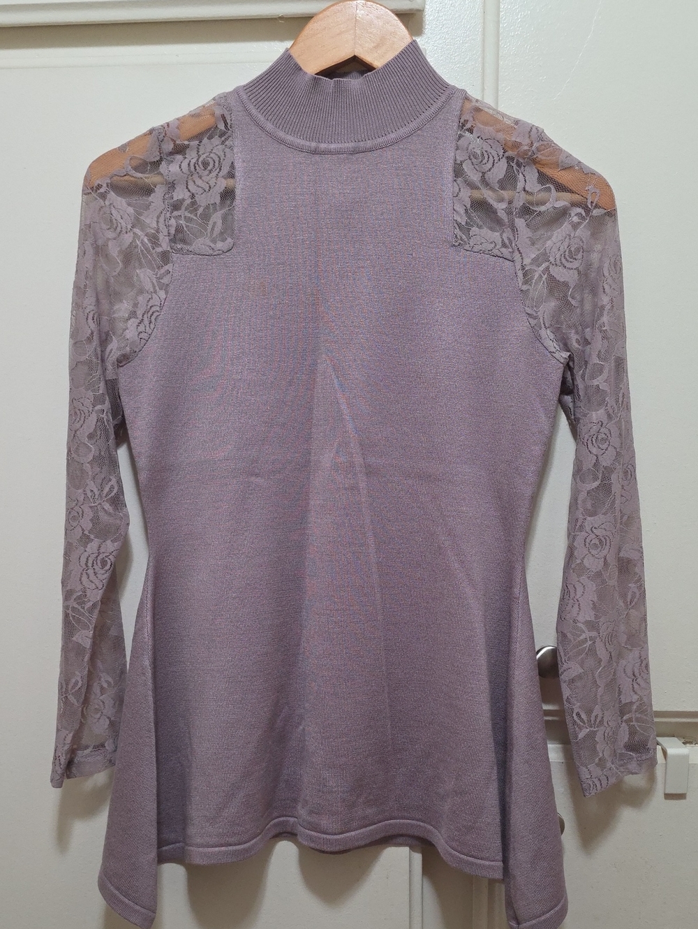 Mock Neck Lace-Sleeve Long Sleeve Top - Dusty Mauve